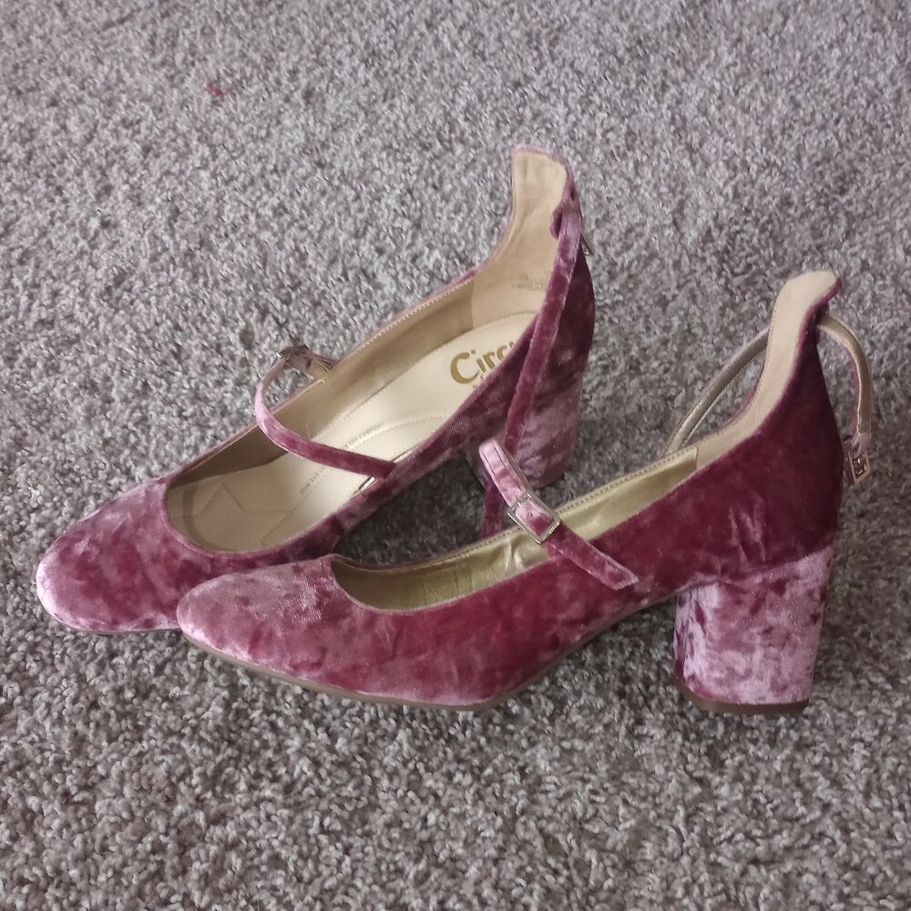 NWOT Circus by Sam Edelman JOYCE Mauve Velvet Mary Jane Shoes